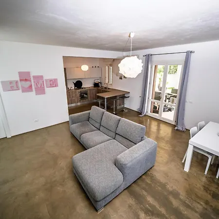 Elen Apartmán *